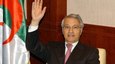 200 millions de dollars pour Chakib Khelil pour 35 pour cent du projet du gazoduc “Galsi”