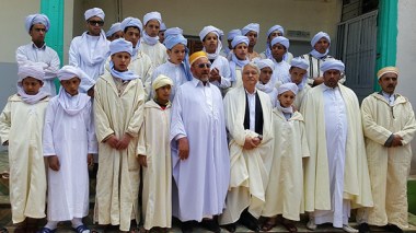 شكيب خليل في خامس وقفة بالشلف ..جدل بين الزوايا حول الزيارات