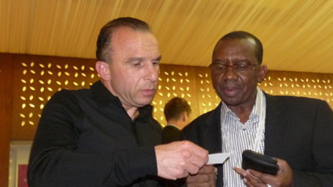 الدكتور شلبي يدعم الطاقم الطبي الوطني في “كان” جنوب افريقيا