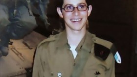 مفاجأة رمضان في غزة: شاليط صائم