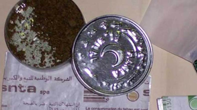 “شمّة” ممزوجة بزيوت السيارات والفلفل في أسواق الجزائر!
