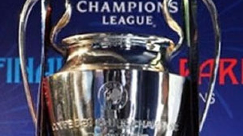 ريال مدريد وشالكه يكملان عقد نصف نهائي أبطال أوروبا