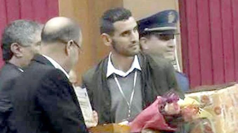 تتويج الشاعر الشاب شمس الدين بوكلوة