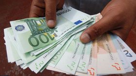 الاستيراد والتصدير تحت مراقبة مشددة لوقف نزيف “الدوفيز”