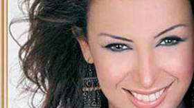 الفنانة شاهيناز ترتدي الحجاب وتقرر اعتزال الغناء نهائيا