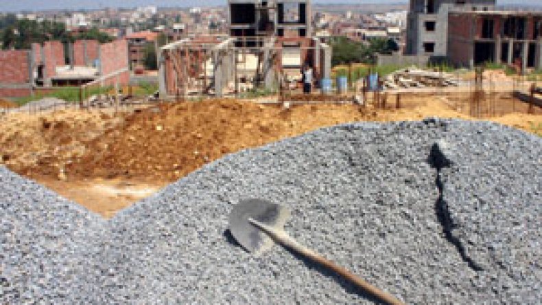 شركات ألمانية تريد بناء مصنعين لمواد البناء بالجزائر