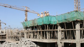 اتفاقية بين جمعية المقاولين ووزارة السكن لإنجاز 100 ألف مسكن