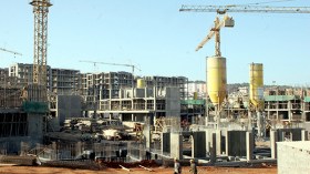 سحب 30 ‬ألف سكن تساهمي‮ ‬من المرقين الخواص ومعاقبتهم