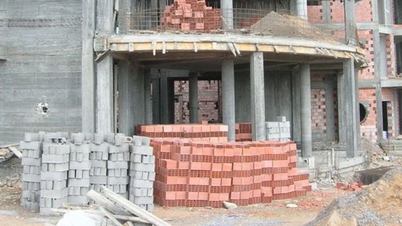 مشاريع سكنات “الانفبوس” غير معنية بإجراءات التقشف