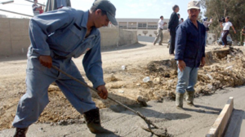 3 ملايين جزائري يشتغلون خارج القانون و8.5 مليار دولار “غنائم” السوق السوداء