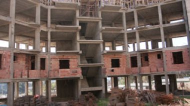 A Chinese company completed fake buildings in Algeria