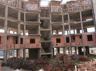 A Chinese company completed fake buildings in Algeria