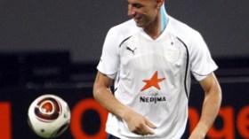 الفاف‭ ‬تنتظر‭ ‬ردا‭ ‬باستنفاد‭ ‬العقوبة‭ ‬مع‭ ‬المحليين‭ ‬