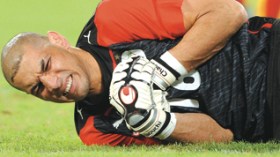 Algerian goalkeeper Chaouchi 80% out versus Ivory Coast