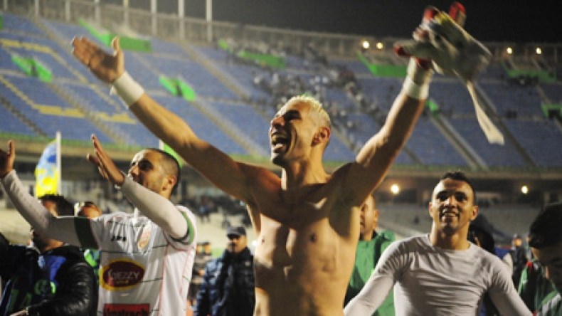 من كان ينتقدني عليه أن يفعل ذلك الآن مع مبولحي