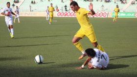 ياحي يشيد بانتفاضة لاعبيه خارج القواعد