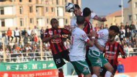 الرائد‭ ‬والوصيف‭ ‬في‭ ‬خطر‭..‬‮ ‬والوفاق‭ ‬يبحث‭ ‬عن‭ ‬الصدارة