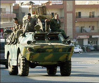 Syrie : retour au calme à Homs, l'armée présente dans plusieurs villes