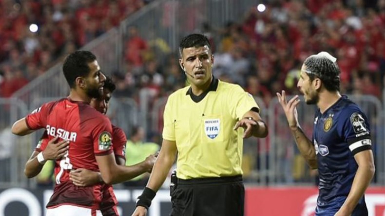 هكذا حرم الحكم التونسي بن ناصر الجزائريين من مونديال 1990 أمام مصر