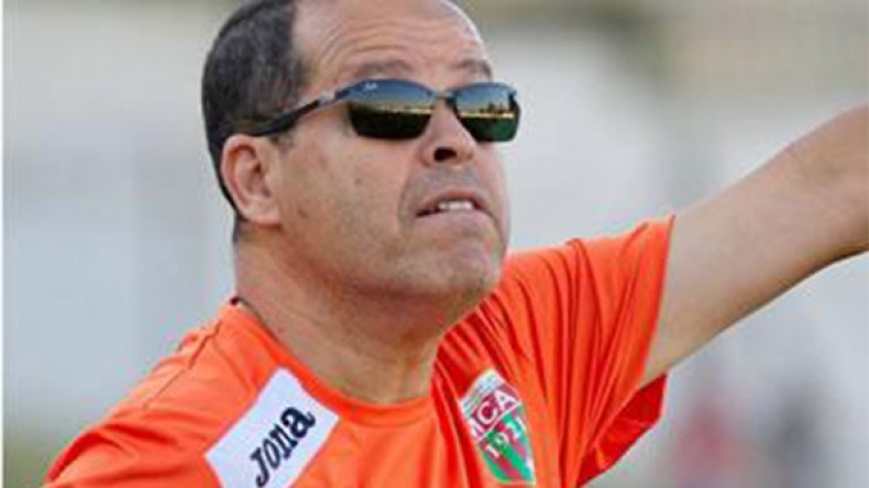 شارف يقدم استقالته رسميا من العميد.. وافتيسان مرشح لخلافته