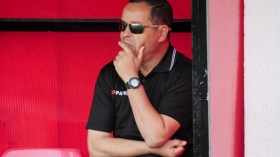 شارف يقترب من تدريب العميد الموسم القادم ويعد بجلب دوخة وبلقروي