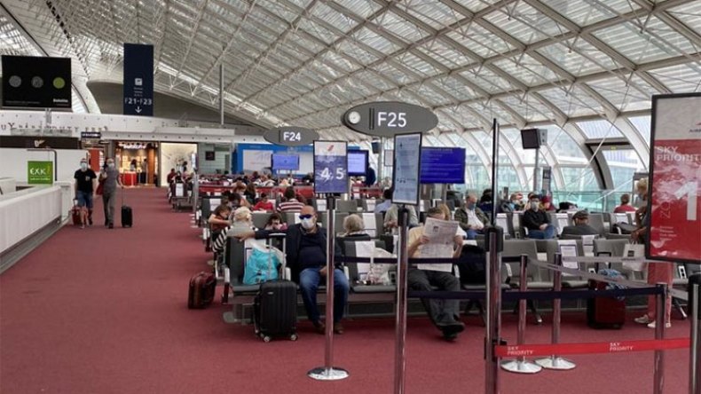 العالقون يستغيثون للعودة إلى أرض الوطن قبل رمضان!