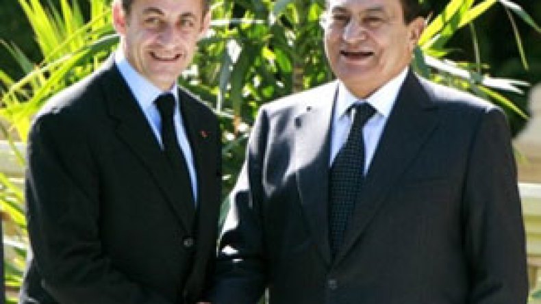 الدوحة لدعم المقاومة والكويت لإعمار غزة.. وشرم الشيخ لماذا؟