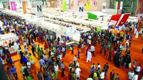 معرض الشارقة يغلق اجنحة دور نشر عربية لرفعها الاسعار