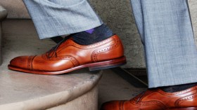 مقاس حذاء زوجك دليل إخلاصه أو خيانته!