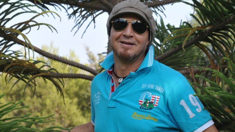 الشاب بلال ضحية مؤامرة مُدبّرة استُغل فيها والده الذي لم يره منذ 23 عاما