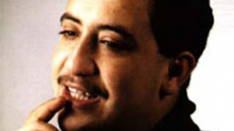 حسني الأغنية الأخيرة  بعشرين دينار في السوق الجزائرية