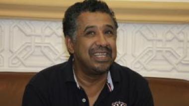 Cheb Khaled to Echorouk: â€œI lifted the Egyptian flag for the sake of brotherhood and peace between Muslims and Arabs. My duty as an artist is to spread peace and love between people all around the worldâ€