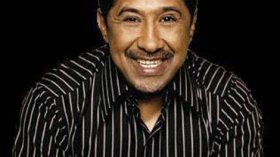 الشاب خالد يحيي حفلا في المسرح الملكي بأمستردام