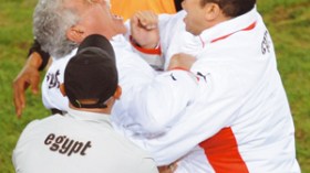 بعد أن أصبح مدمنا على قراءتها: الشروق لن تتطرق للجانب التقني يا شحاتة