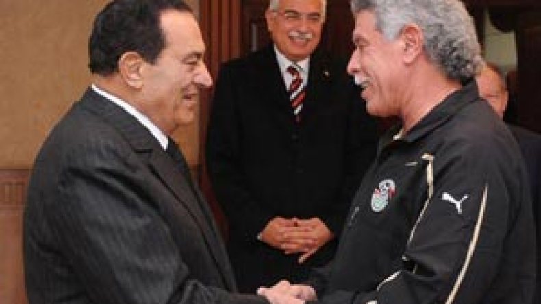 مصر: اجتماع طارئ للاتحادية لبحث مستقبل حسان شحاتة