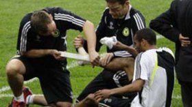 Chelsea expect Cole to be fit for Champions League final