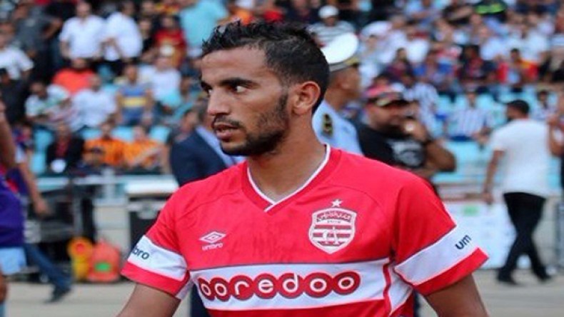 شنيحي يتعرض لإصابة خطيرة في تونس