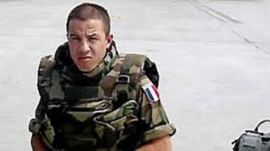 Affaire Merah: le père d'un soldat tué porte plainte contre Sarkozy