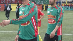 شراد يتنازل عن مستحقاته في سبيل منحه حريته