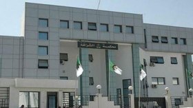 شاب يسرق جارته مستغلا خروجها للاحتفال بتتويج الخضر