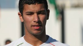 نادي ران الفرنسي يوجه دعوة للاعب الخضر شرشار