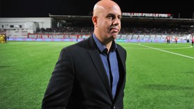 رئيس شبيبة القبائل يخفض راتب أوتشي ويدفعه إلى الرحيل