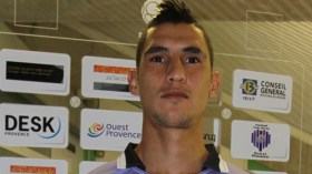 يحيى الشريف يوقع لموسمين في العميد بـ220 مليون سنتيم شهريا