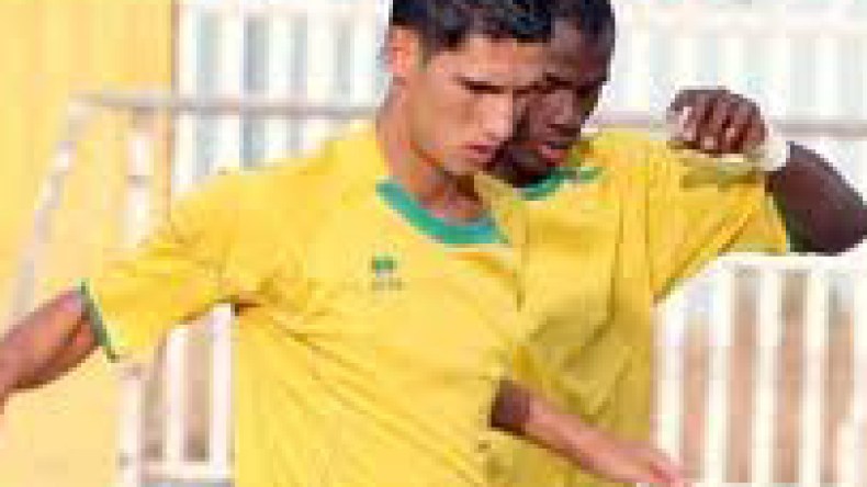 ـ  سيد  معوض  هددنا  بالموت  وبصق  علي  أمام  الحكم  ولم  يعاقب