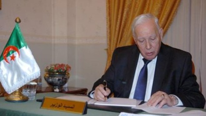 مولودون بعد الاستقلال يتحصلون على منح وامتيازات المجاهدين!