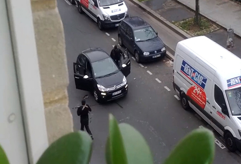 Paris se réveille encore avec l’odeur du sang