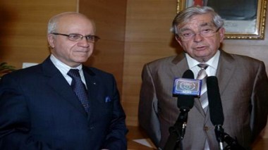 Chevènement: “La solution du conflit malien passe par le respect de l’intégrité du pays”