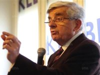 Chevènement : faire bouger les lignes entre la France et l’Algérie