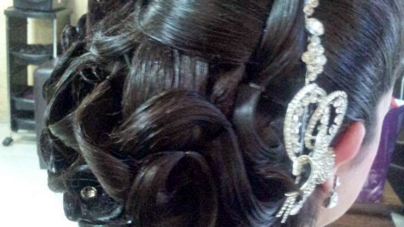 الشعر الهندي‮ ‬يغزو محلات الحلاقة بـ40‮ ‬ألف دينار للوصلة‮..!‬