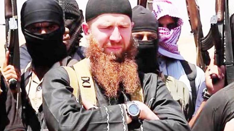 تنظيم “الدولة الإسلامية” يؤكد مقتل وزير حربه أبو عمر الشيشاني